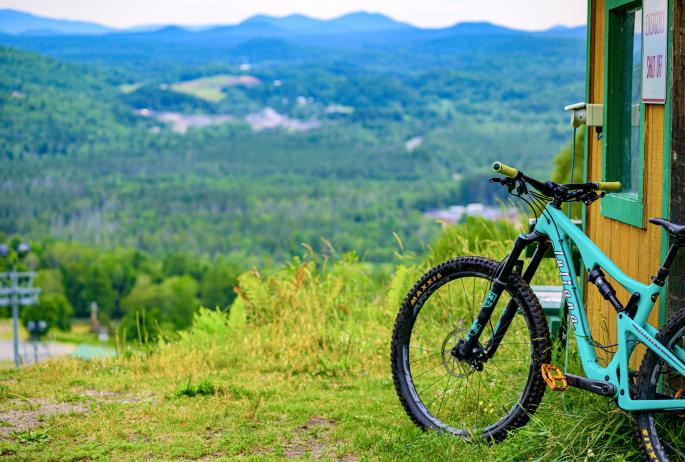 A mountain bike at the summit of Pisgah.