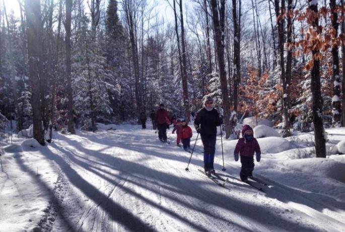 The excellently groomed trails are great for families and expert skiers alike.