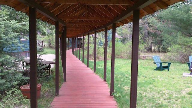 covered walkway between the Inn and the Meeting Center