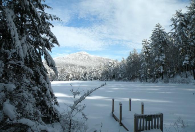 a delightful option in any season: Moody Pond & Mount Baker