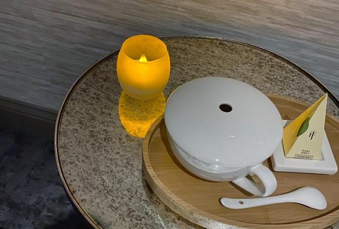 A small table of tea at the Ampersand Spa.